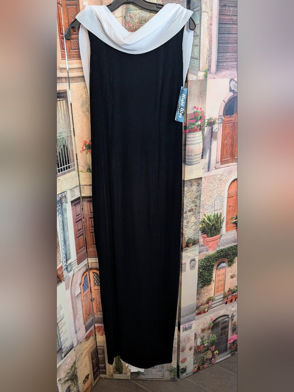 Women’s Black Velvet Maxi Dress